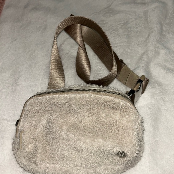lululemon athletica Handbags - Lululemon fuzzy crossbody